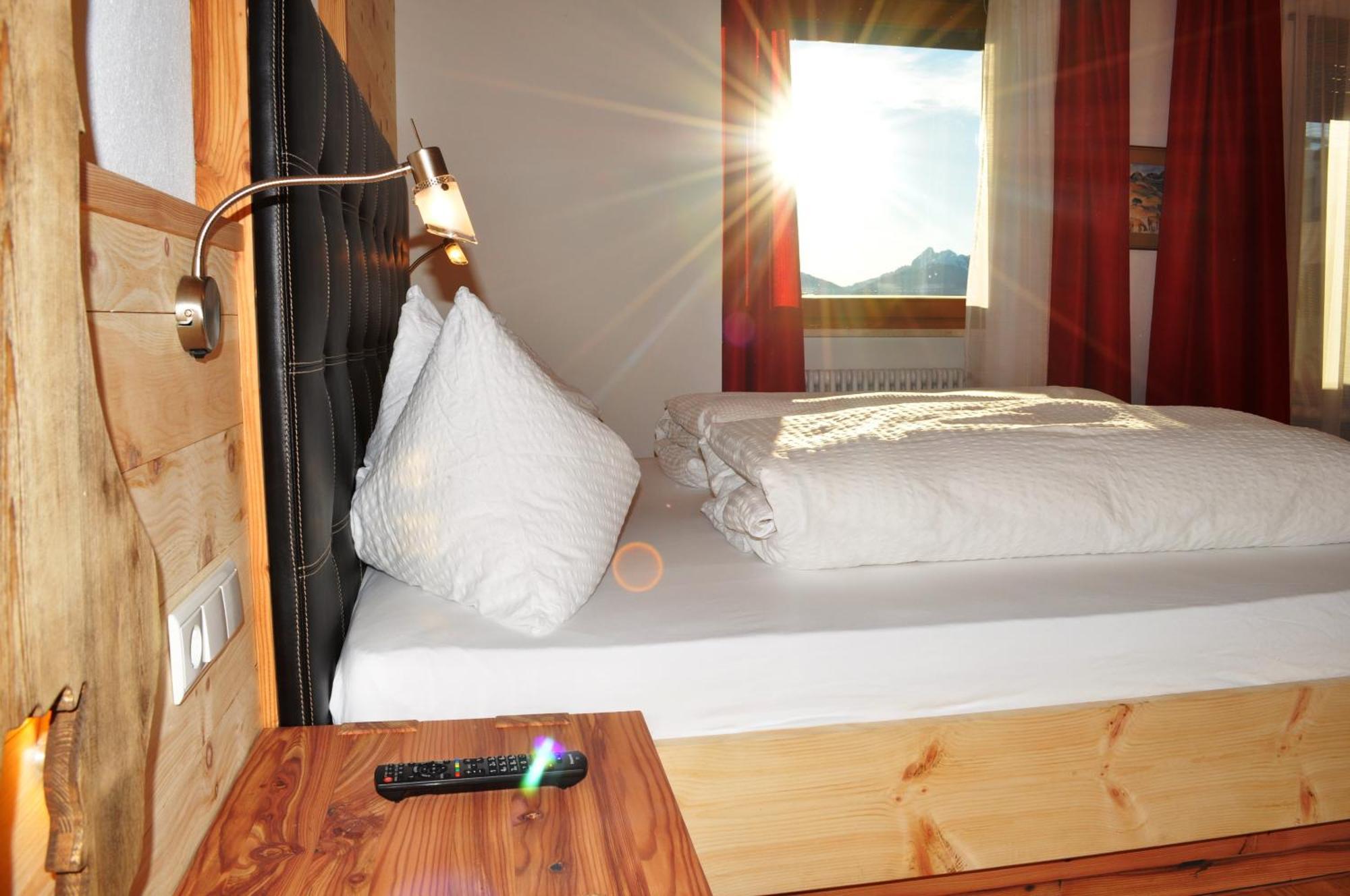Hotel Kristall Maranza Oda fotoğraf